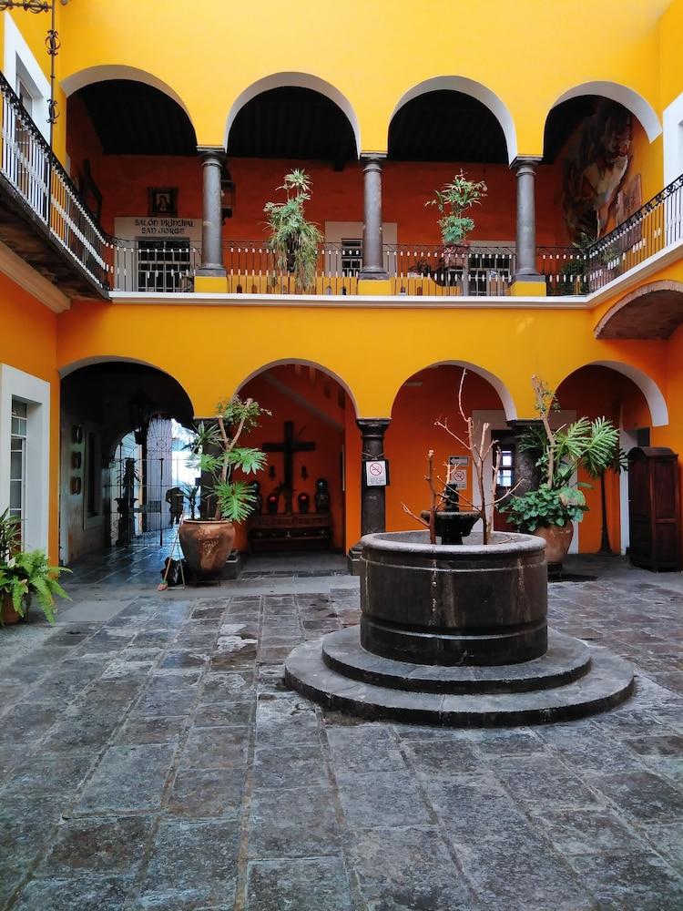 Ayenda Meson De San Sebastian Hotel ปวยบลา ภายนอก รูปภาพ